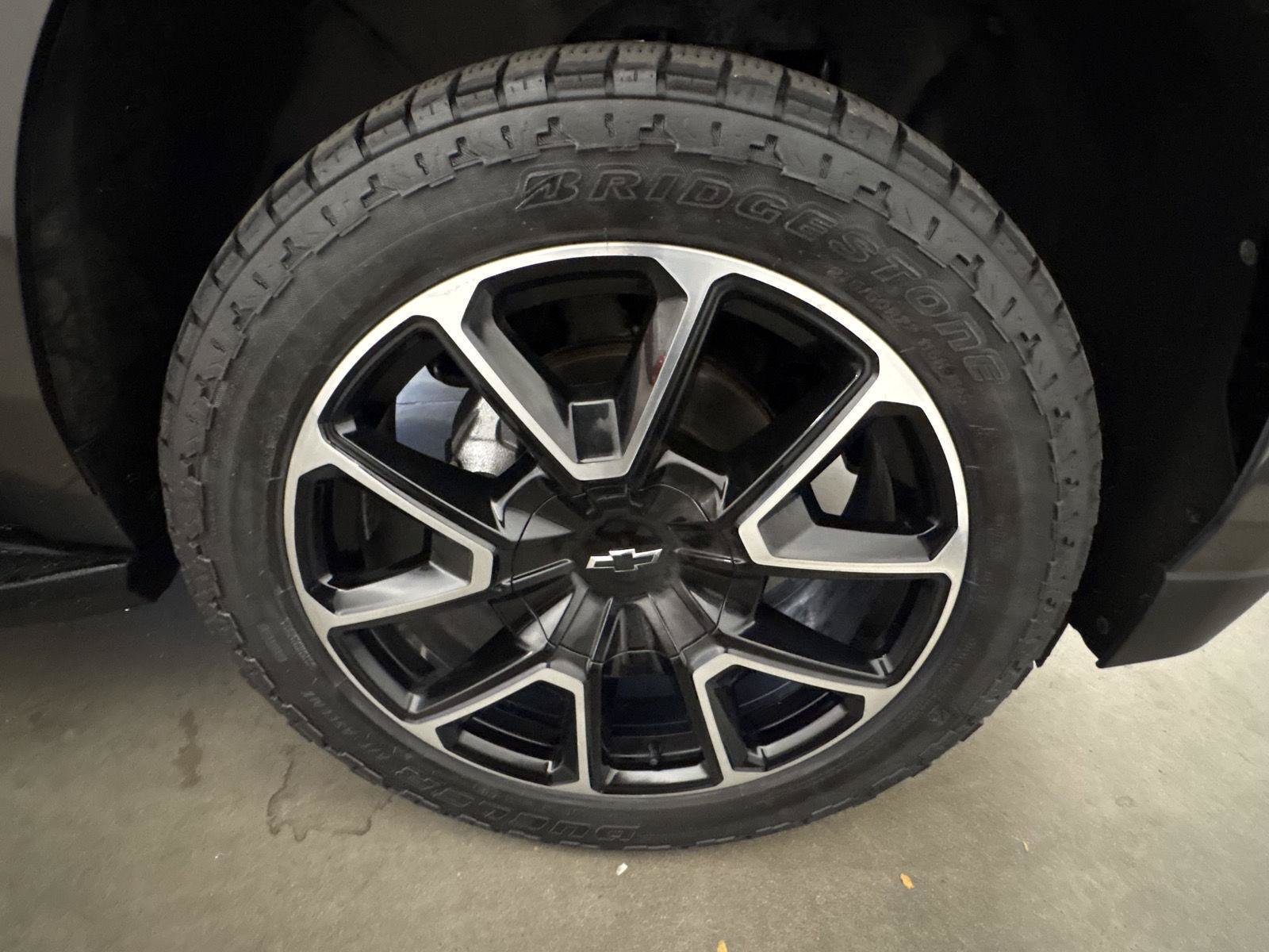 Used 2021 Chevrolet Suburban RST w/ Luxury Package AWD/4WD image 65