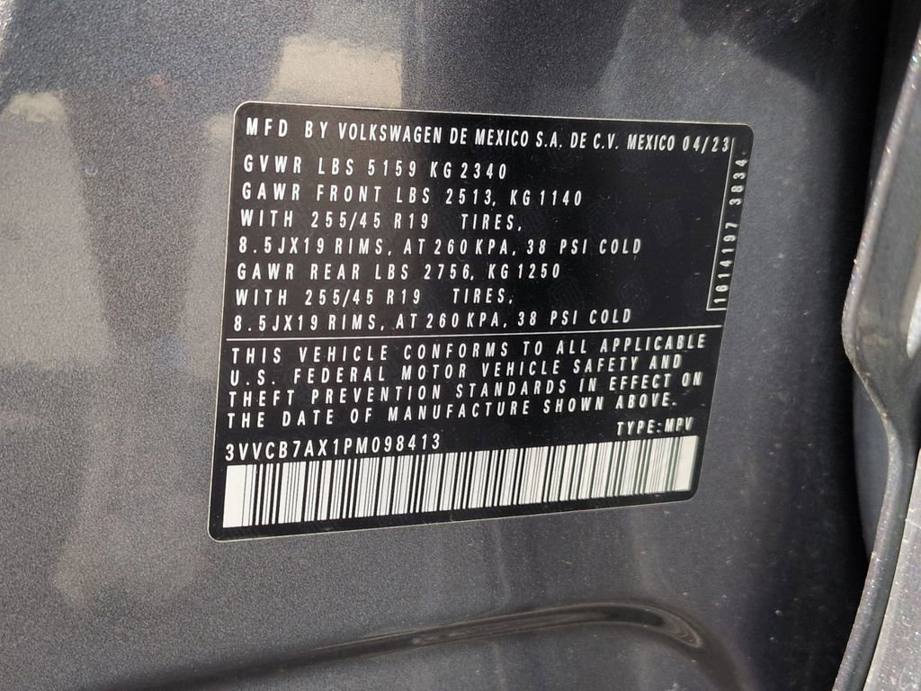 Used 2023 Volkswagen Tiguan SE R-Line image 24