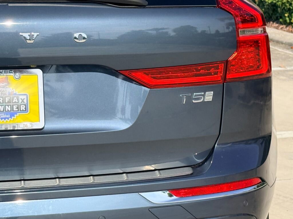 Used 2020 Volvo XC60 T5 Inscription w/ Protection Package Premier image 12