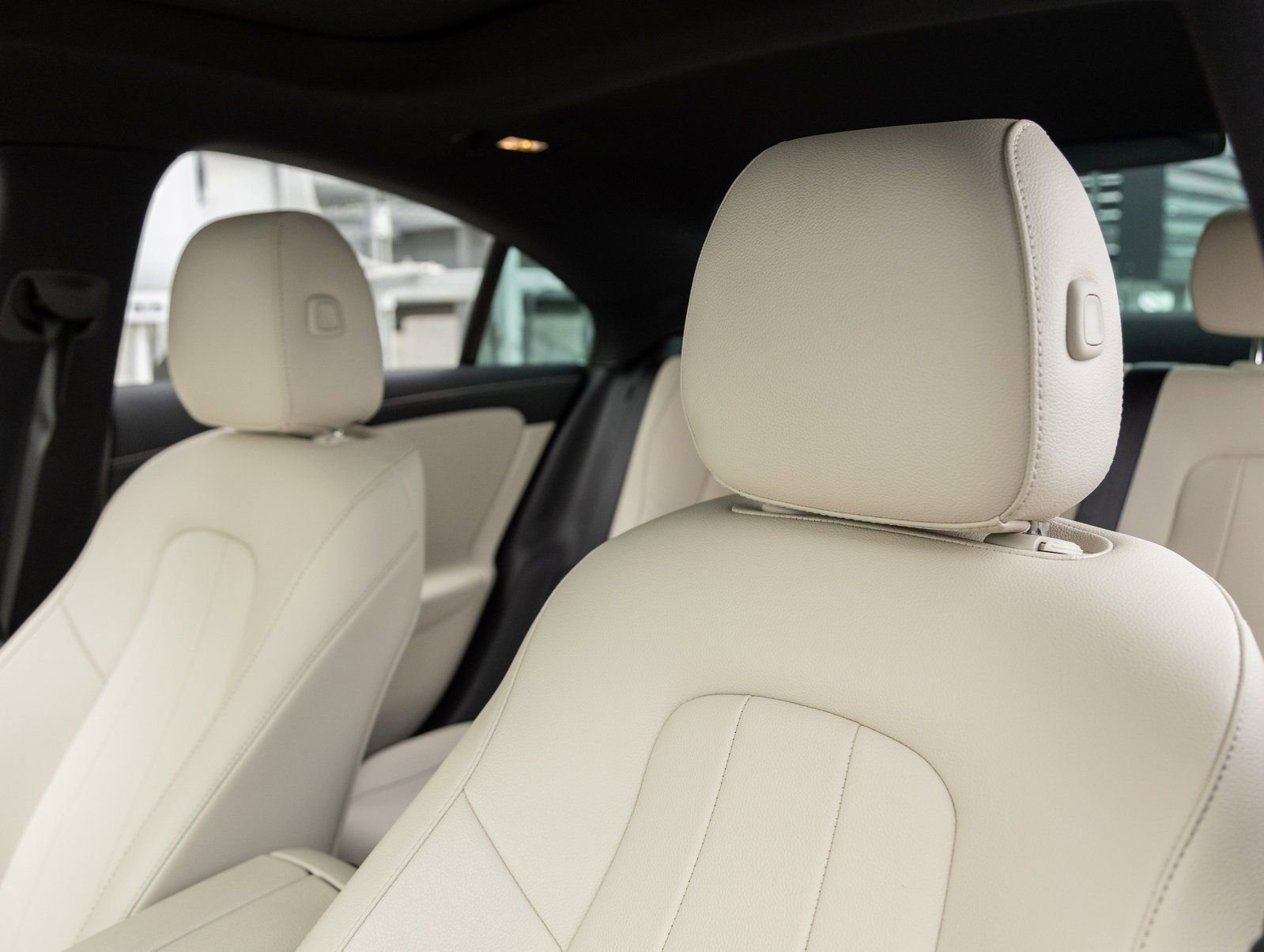 Used 2025 Mercedes-Benz CLA 250 image 24