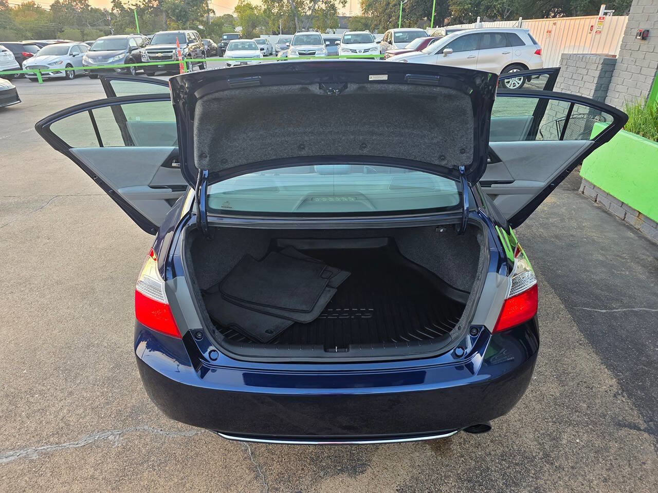 Used 2013 Honda Accord LX image 43