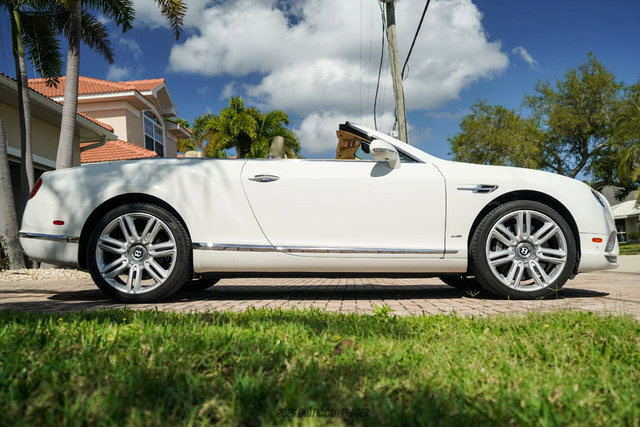 Used 2016 Bentley Continental GT image 9