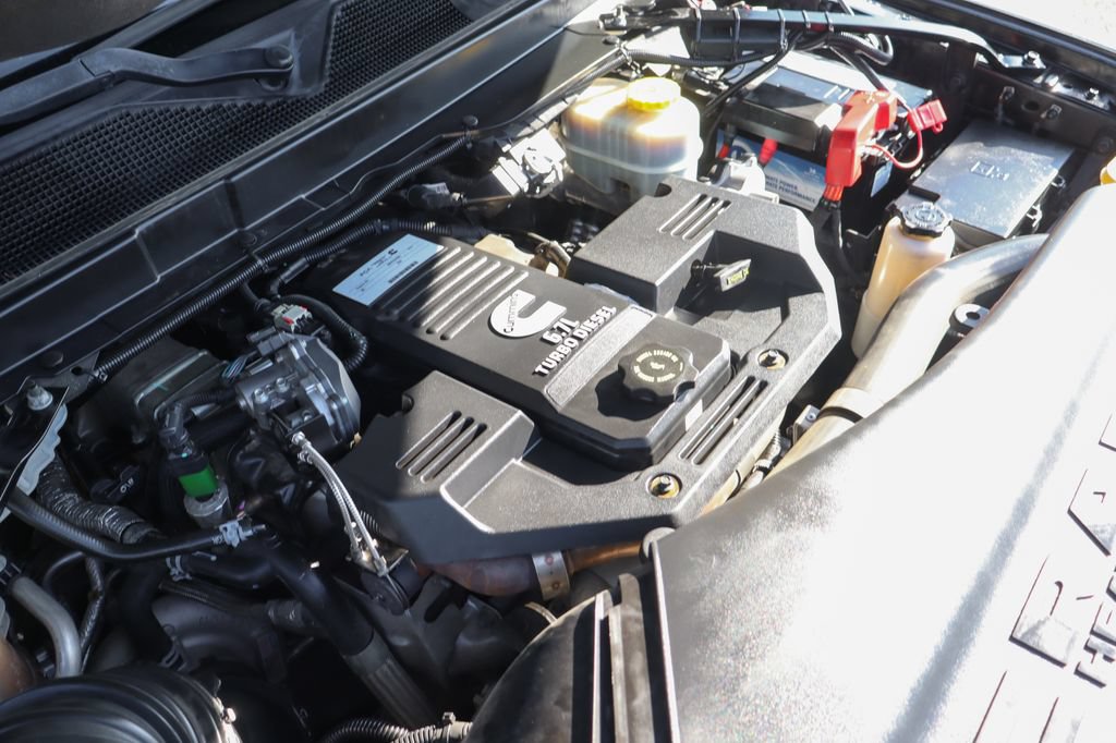 Used 2020 RAM 2500 Laramie w/ Night Edition AWD/4WD image 15