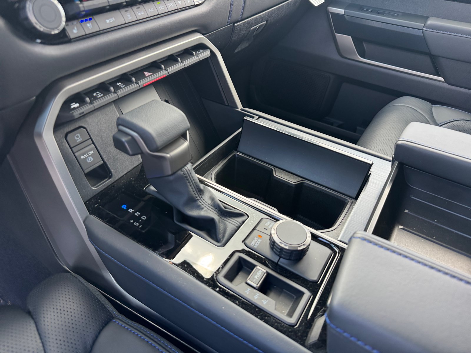 New 2026 Toyota Tundra Platinum AWD/4WD image 15
