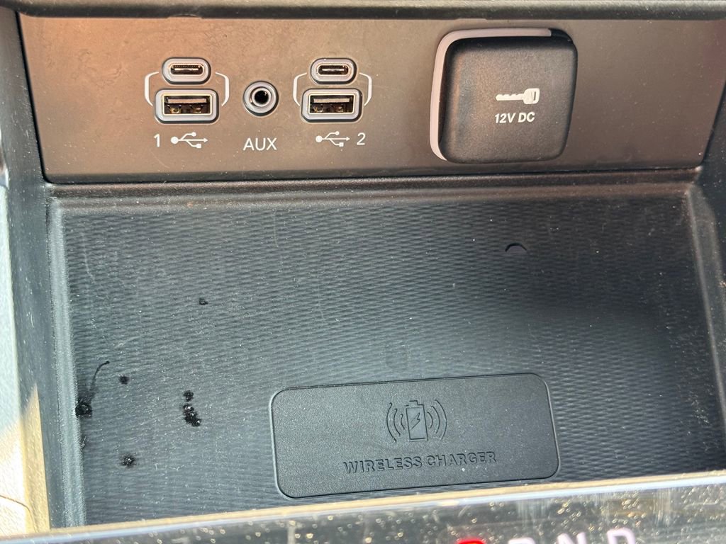 Used 2024 Jeep Grand Cherokee Altitude AWD/4WD image 25