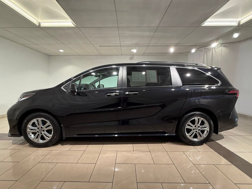 Certified 2023 Toyota Sienna XSE w/ XSE Plus Package AWD/4WD image 2