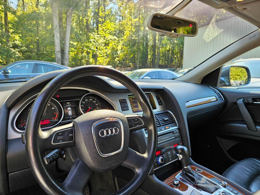 Used 2010 Audi Q7 3.6 Premium Plus w/ Premium Plus Pkg AWD/4WD image 16