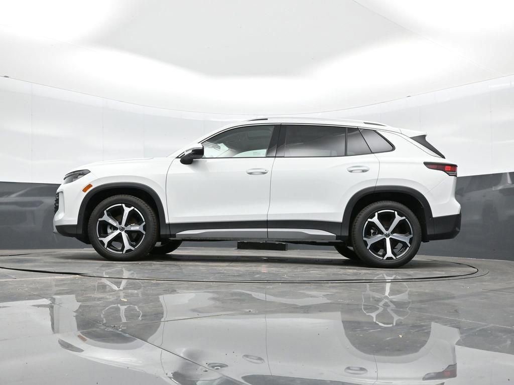 New 2026 Volkswagen Tiguan SE image 30