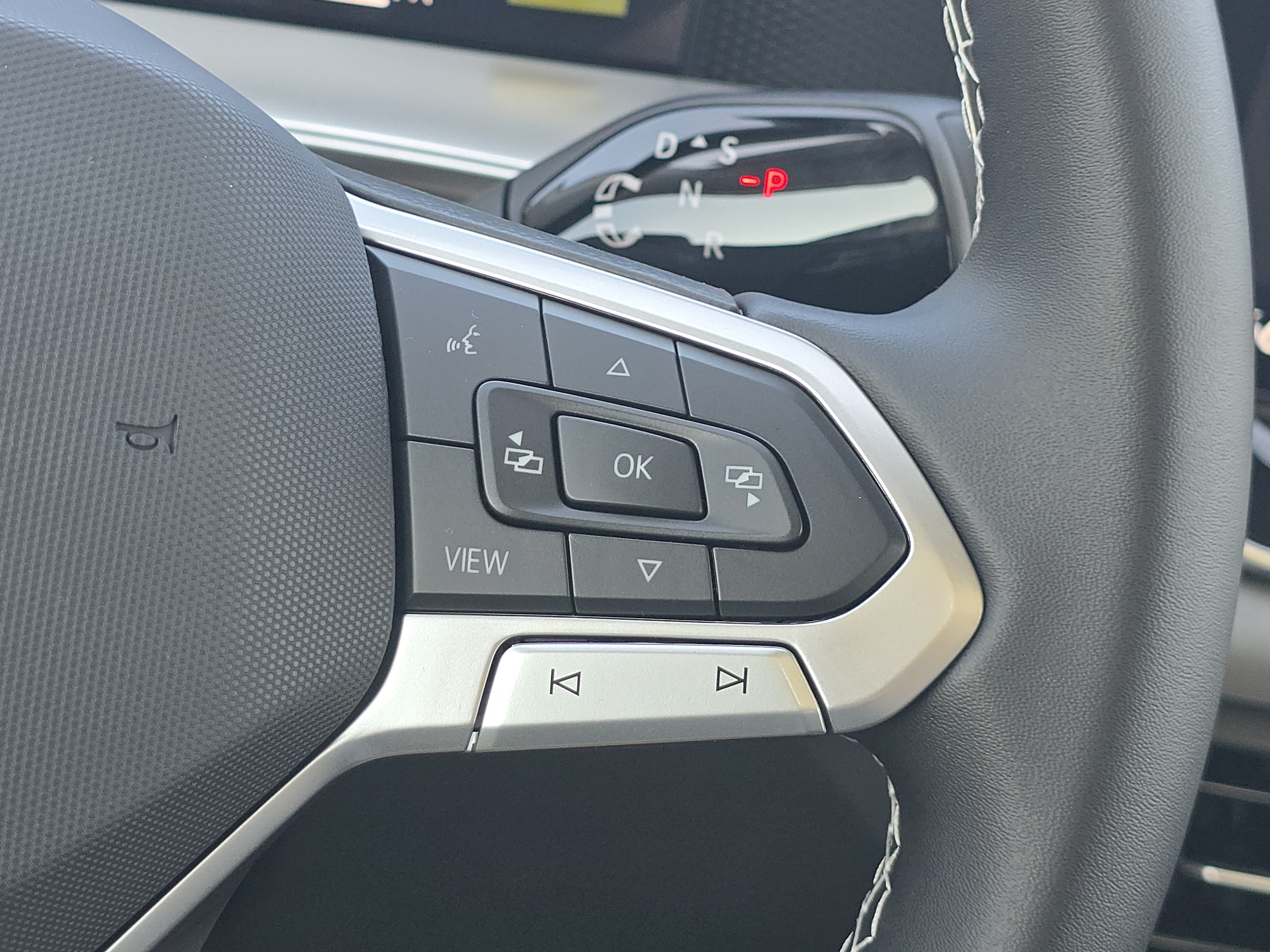 New 2026 Volkswagen Tiguan SE AWD/4WD image 26
