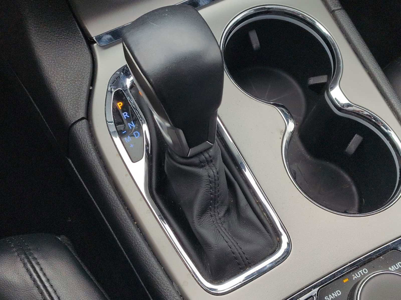 Used 2018 Jeep Grand Cherokee Limited image 28