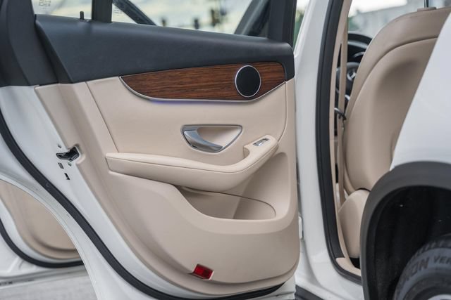 Certified 2022 Mercedes-Benz GLC 300 4MATIC w/ Premium Package Lite image 35