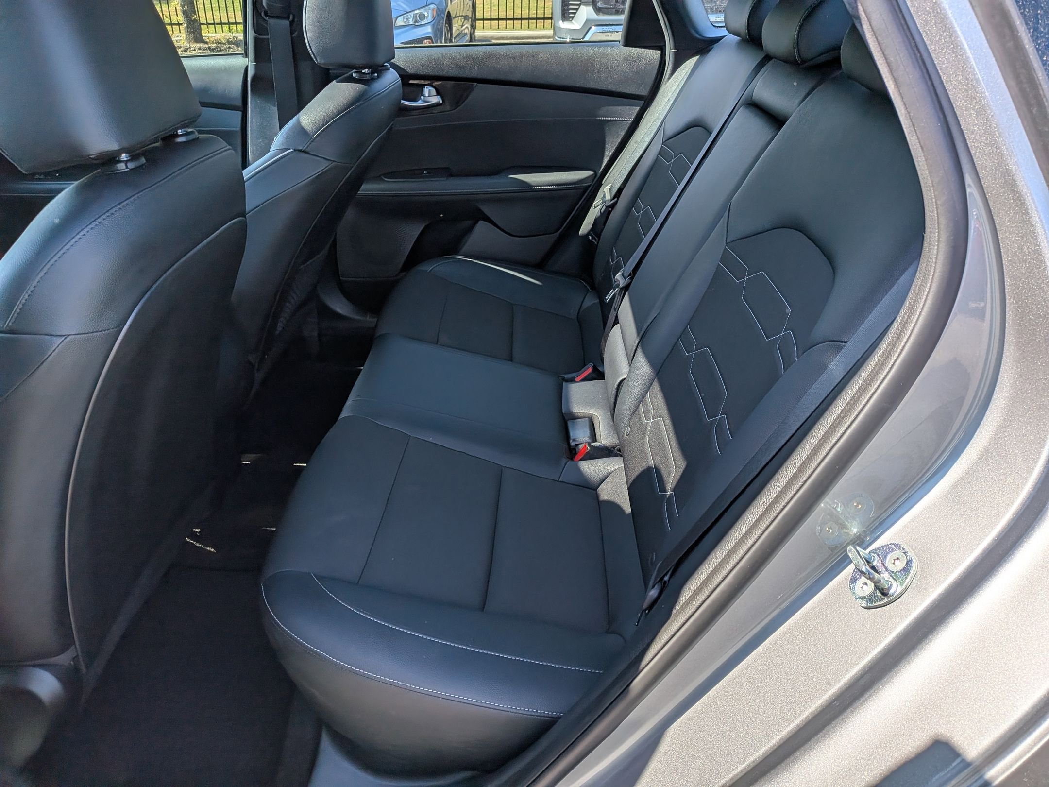 Used 2023 Kia Forte GT-Line w/ GT-Line Premium Package FWD image 32