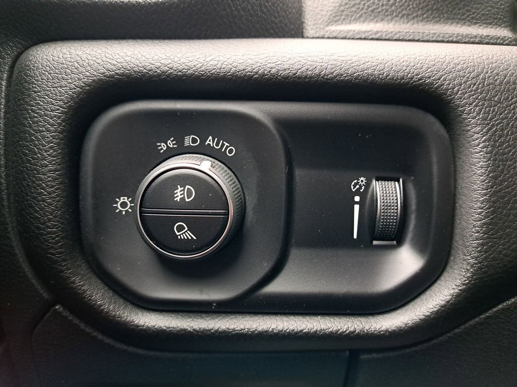 Used 2024 RAM 1500 Big Horn image 25