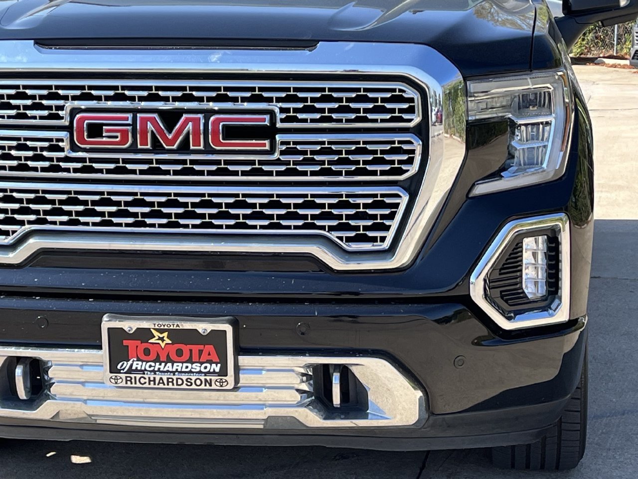 Used 2022 GMC Sierra 1500 Denali w/ Denali Premium Package AWD/4WD image 8