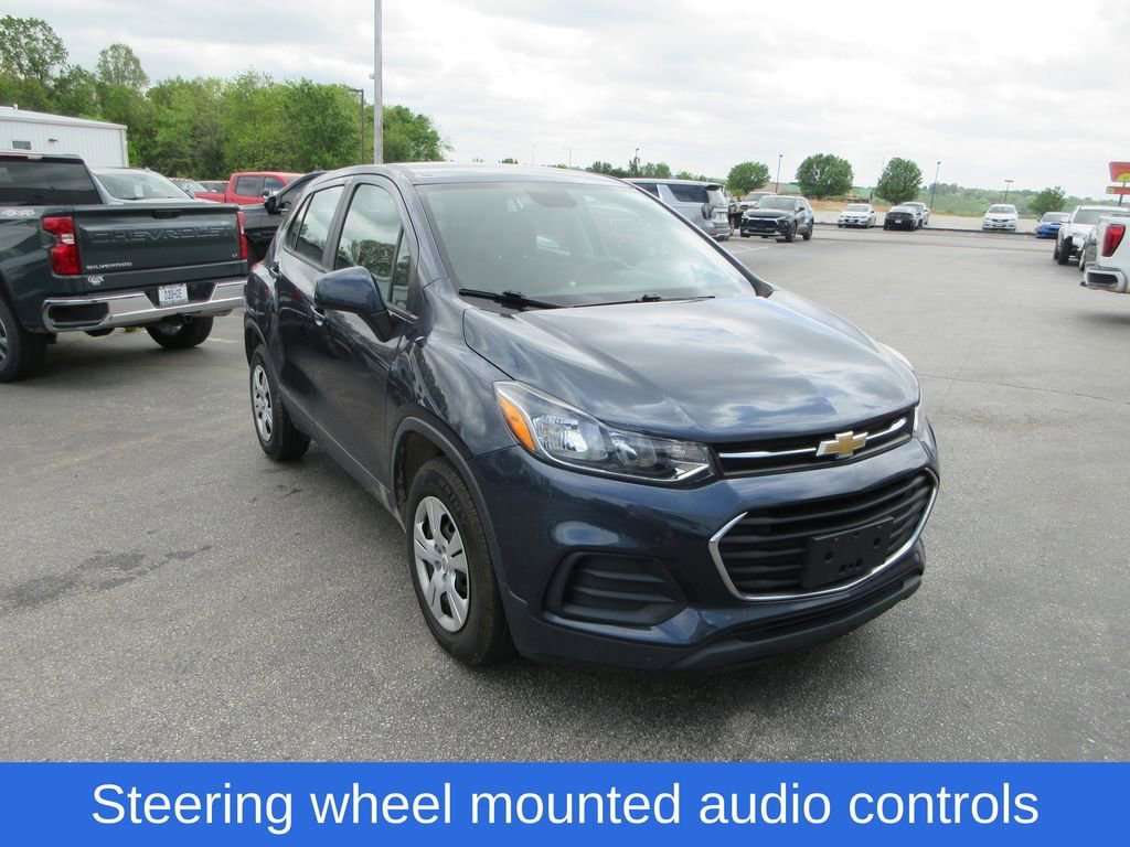 Used 2018 Chevrolet Trax LS FWD video 2