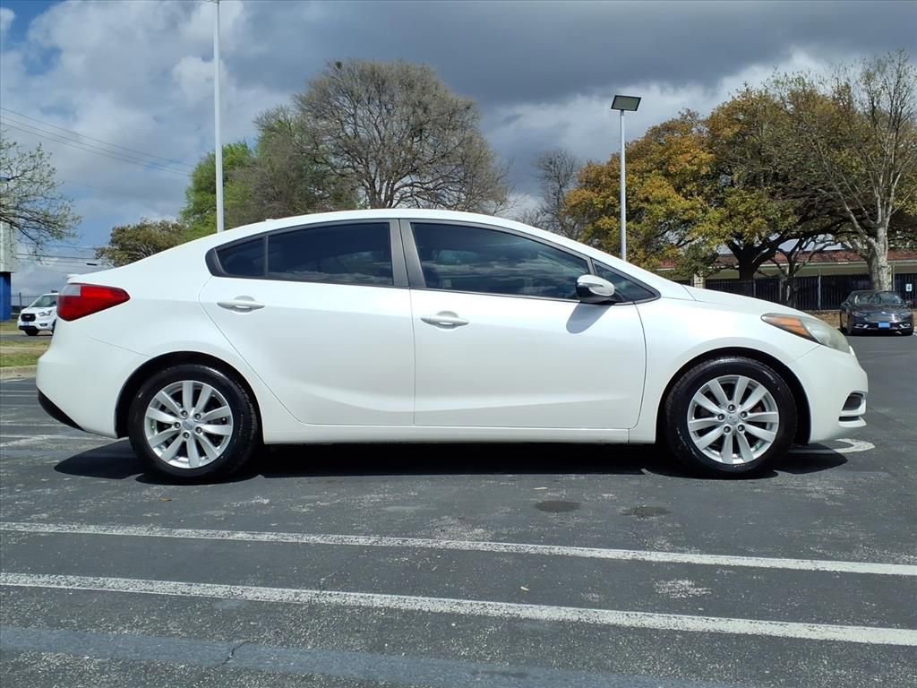 Used 2015 Kia Forte LX w/ Popular Package image 6