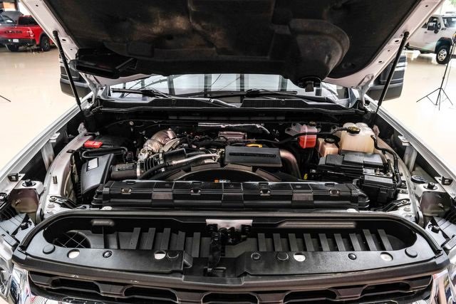 Used 2021 Chevrolet Silverado 3500 LT image 7