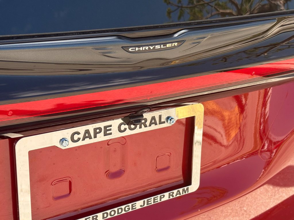 New 2026 Chrysler Pacifica Select FWD image 32