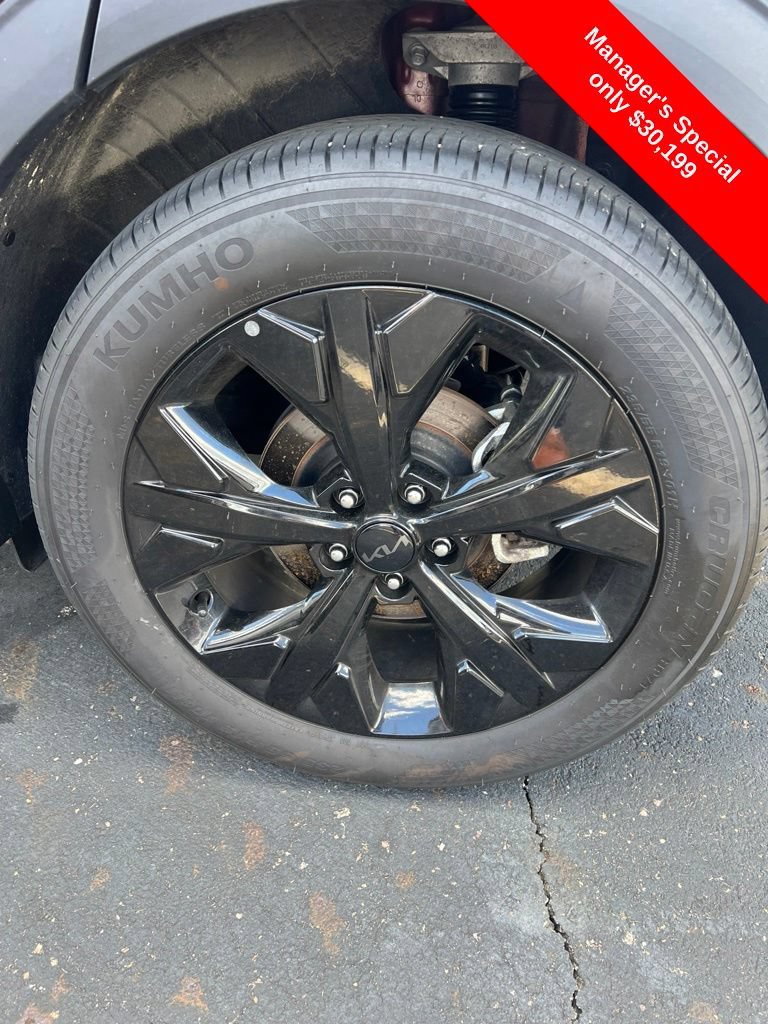 Used 2025 Kia Sportage X-Line w/ Premium Package AWD/4WD image 7