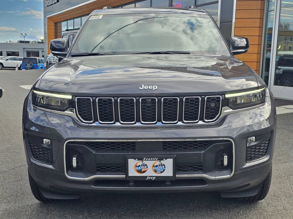 New 2024 Jeep Grand Cherokee L Overland w/ Advanced Protech Group III AWD/4WD image 3