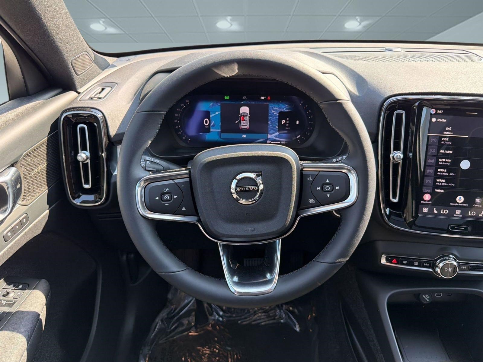 New 2026 Volvo XC40 B5 Ultra w/ Protection Package Premier image 26