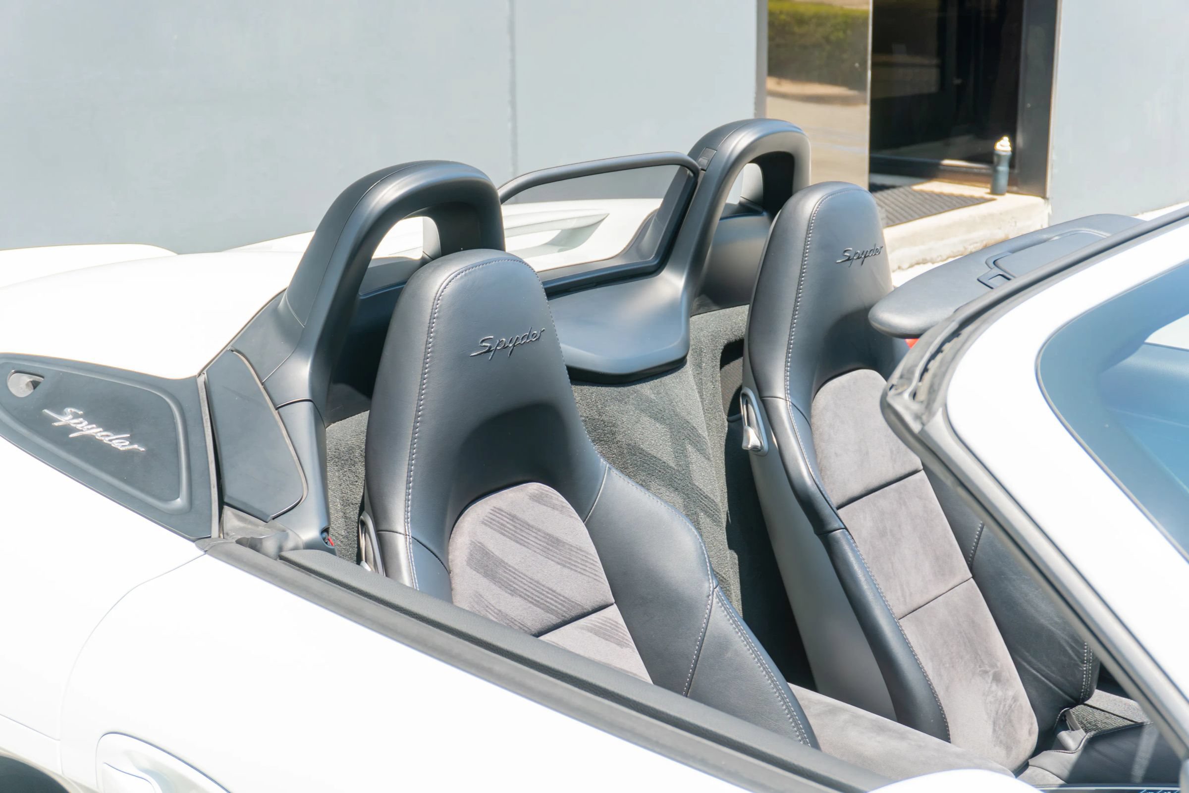Used 2016 Porsche Boxster Spyder RWD image 54