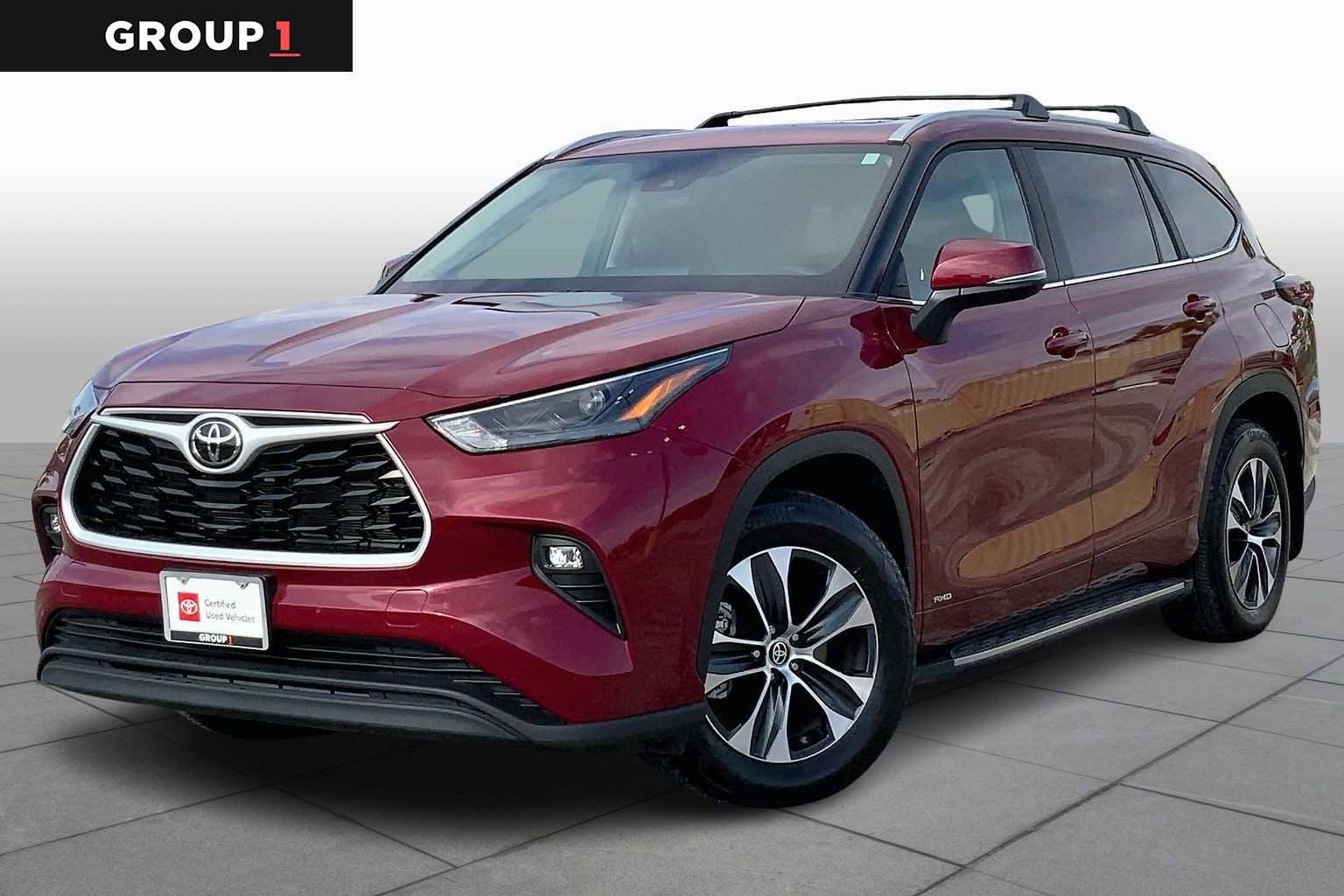 Used 2025 Toyota Highlander XLE