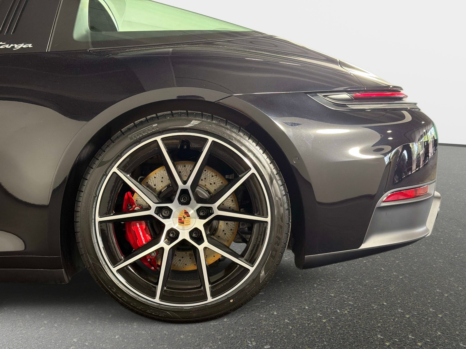Used 2026 Porsche 911 Targa 4S AWD/4WD image 14