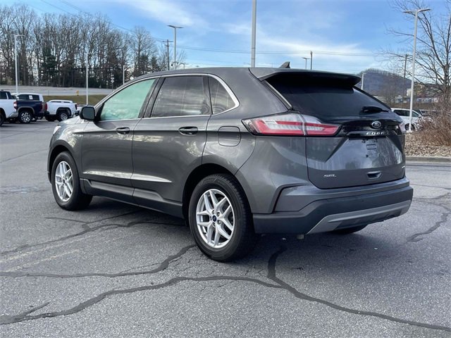 Used 2022 Ford Edge SEL image 3