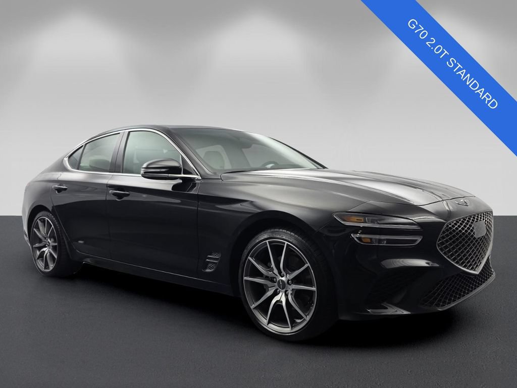 Used 2023 Genesis G70 2.0T RWD video 1