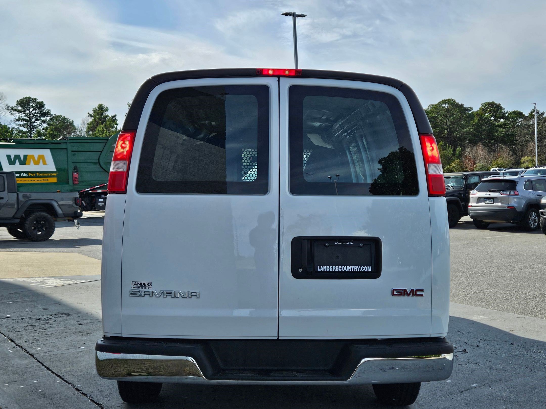 Used 2024 GMC Savana 2500 w/ Driver Convenience Package image 6