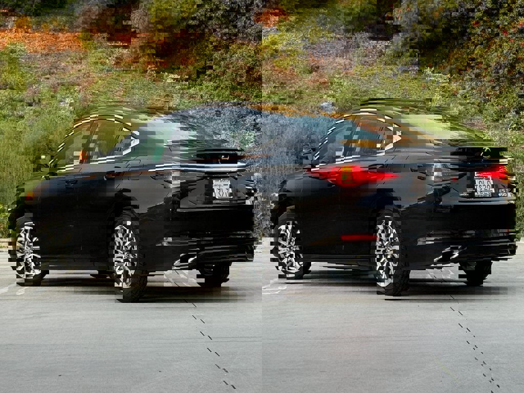 Certified 2025 Lexus ES 350 Base image 2