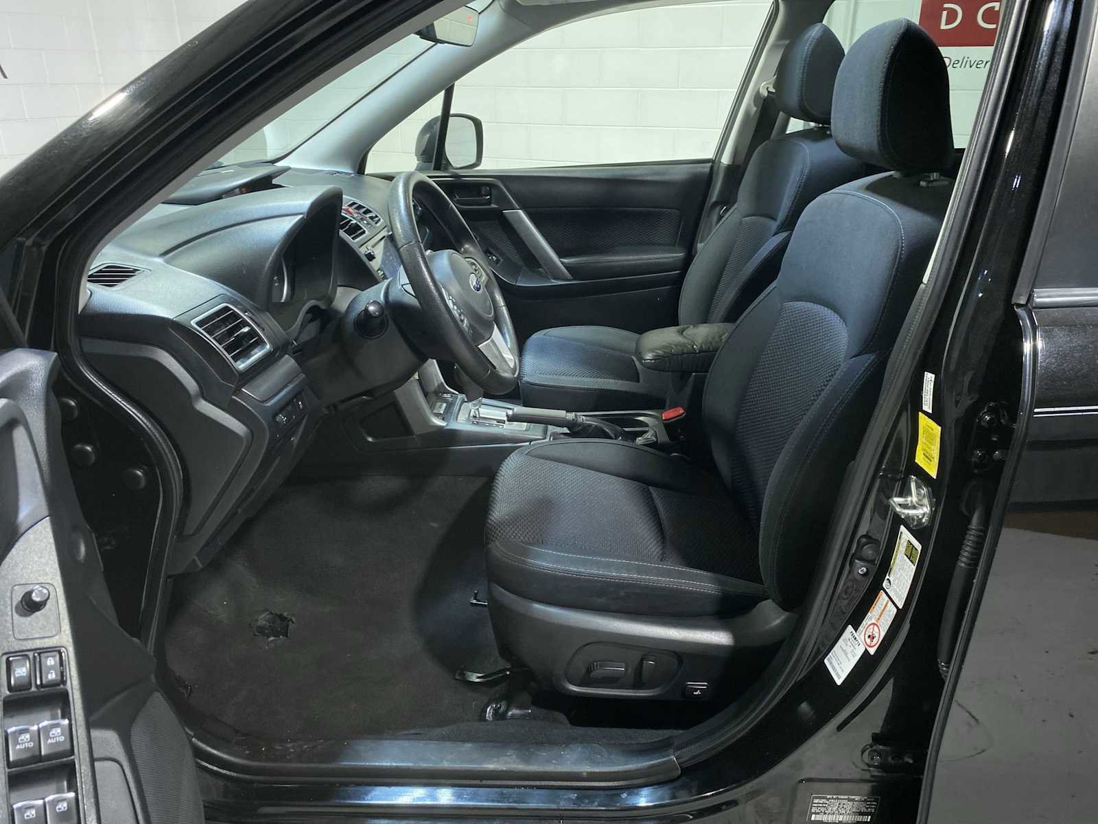 Used 2018 Subaru Forester 2.5i Premium w/ All-Weather Package AWD/4WD image 2