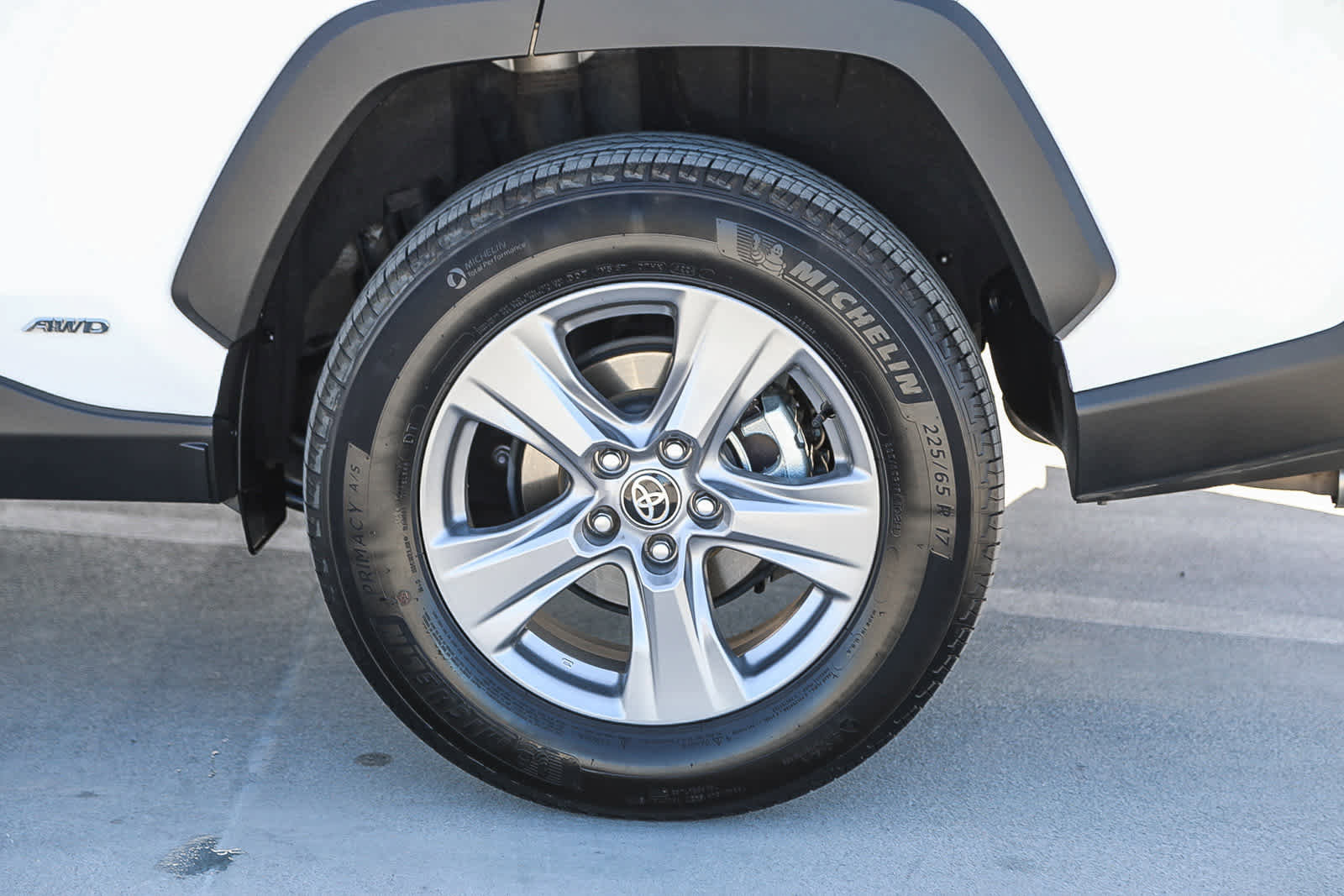 Certified 2025 Toyota RAV4 XLE AWD/4WD image 12