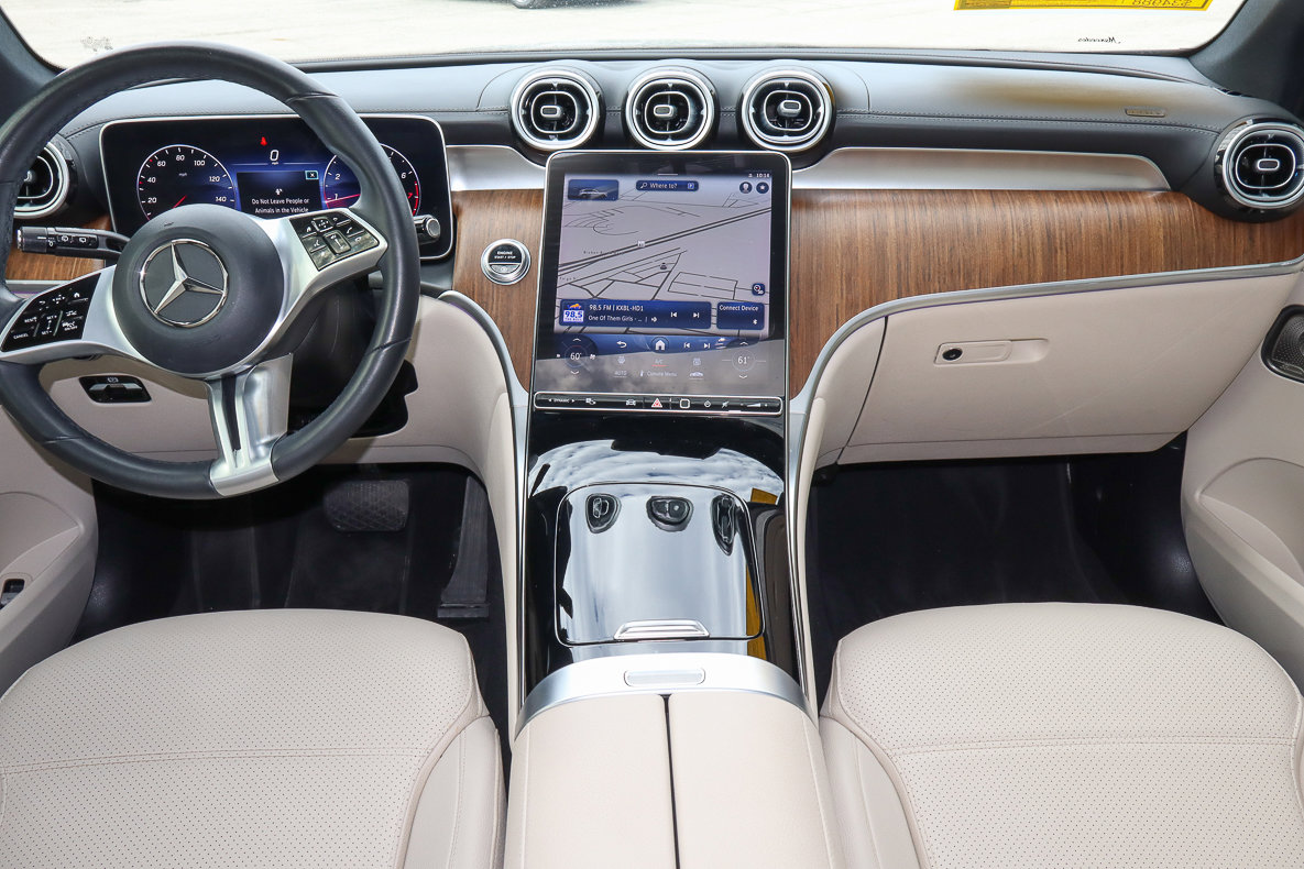 Used 2023 Mercedes-Benz GLC 300 GLC 300 image 11