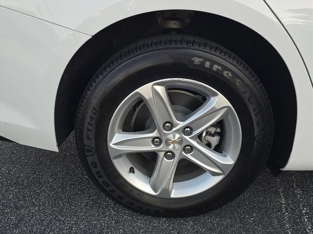 Certified 2025 Chevrolet Malibu LS FWD image 34