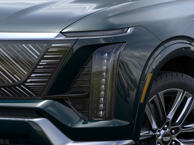 New 2026 Cadillac Vistiq Platinum w/ LPO, Floor Liner Package image 10