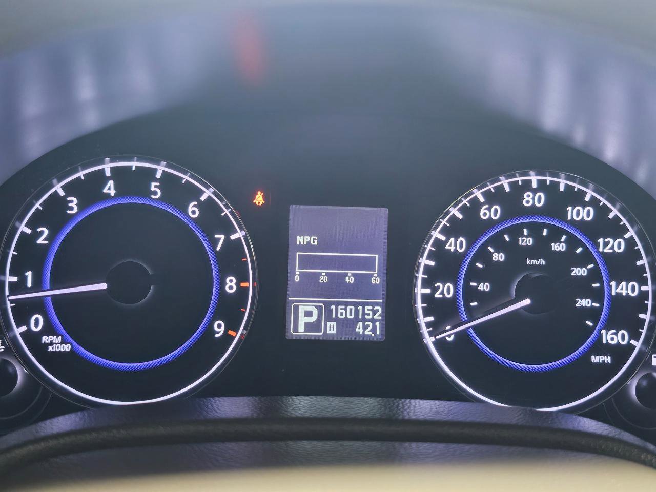 Used 2010 INFINITI G37 Journey w/ Premium Pkg image 30