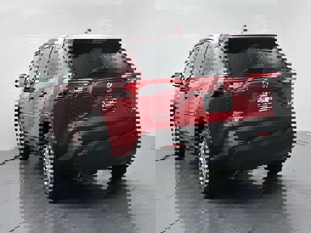 New 2025 Toyota RAV4 LE image 6