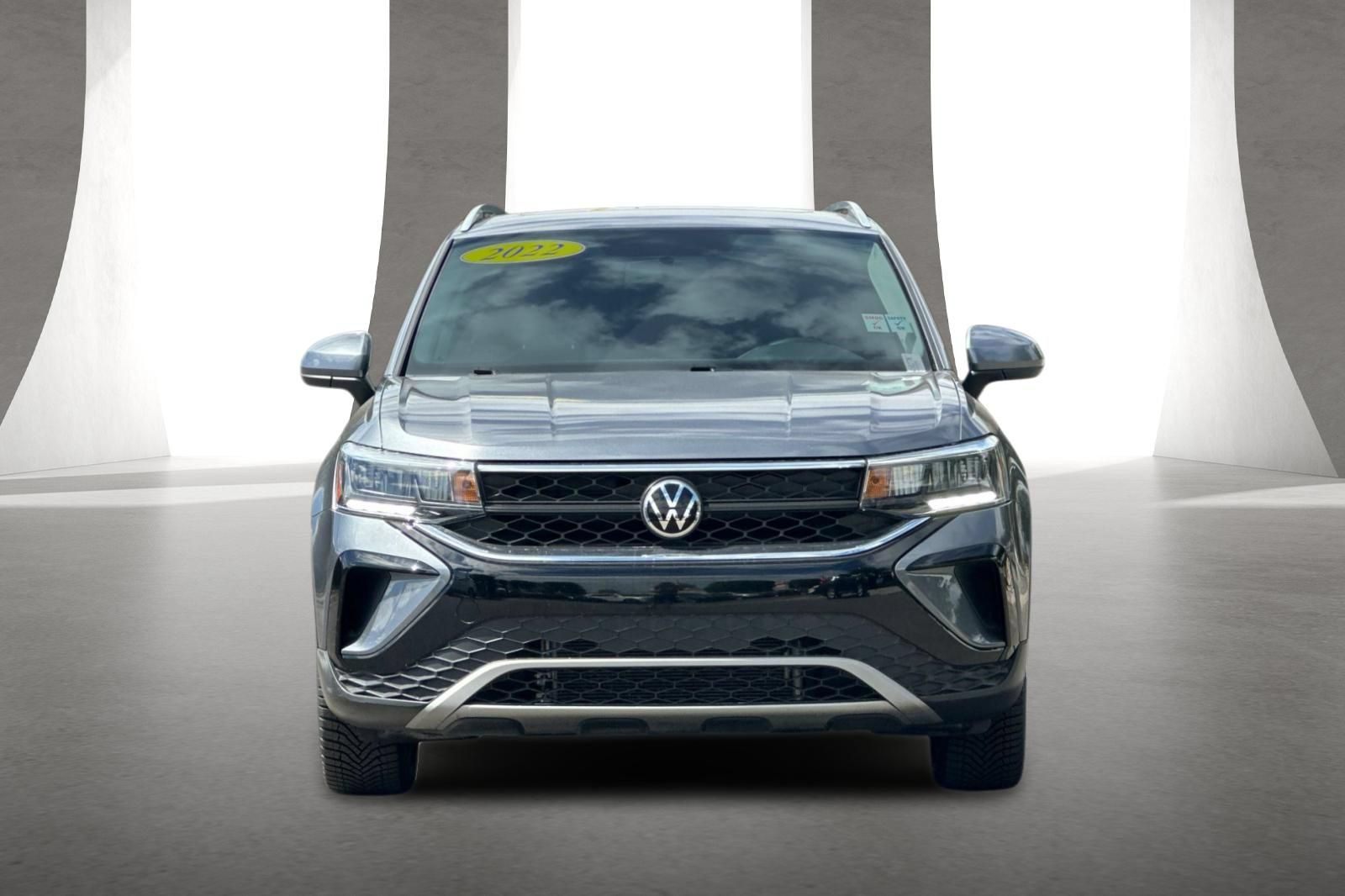 Used 2022 Volkswagen Taos SE FWD image 9