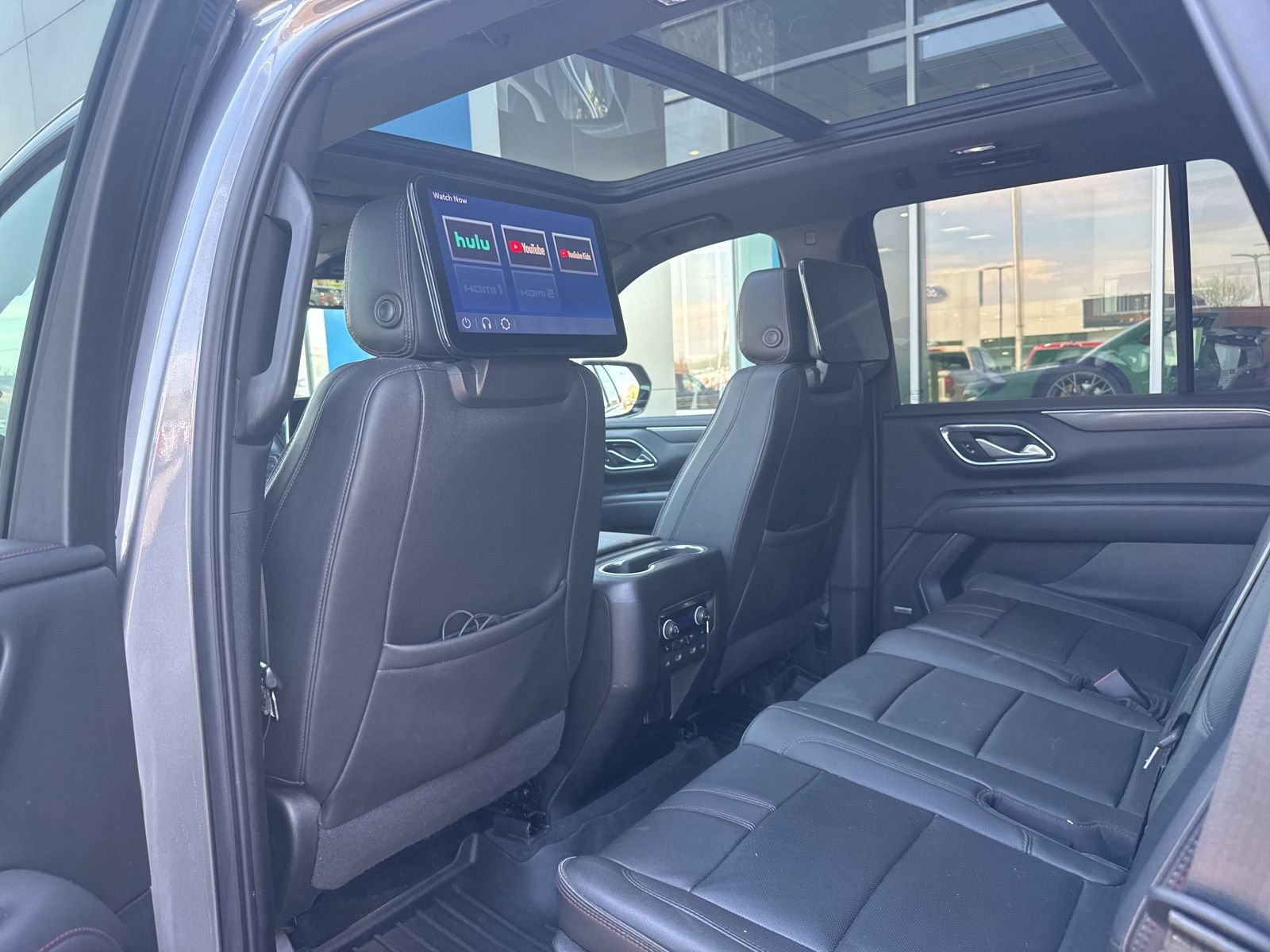 Used 2022 Chevrolet Tahoe RST w/ Luxury Package image 18