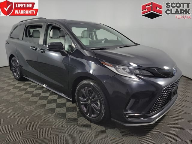 Used 2025 Toyota Sienna XSE w/ XSE Plus Package