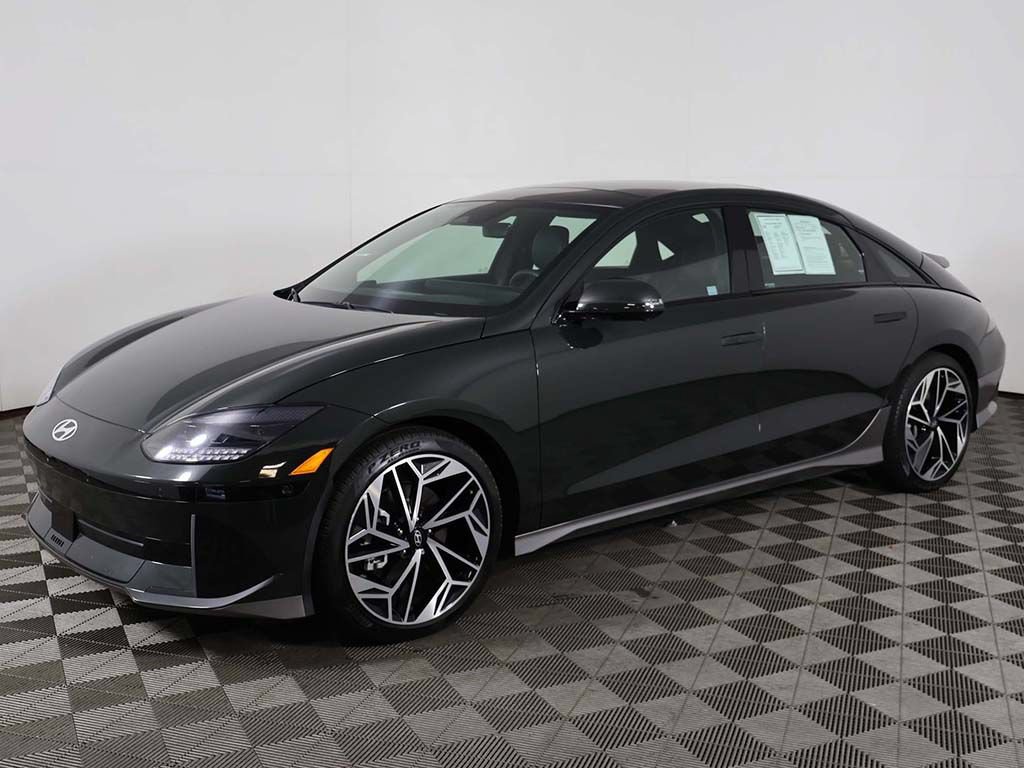 Used 2024 Hyundai Ioniq 6 Limited RWD image 11