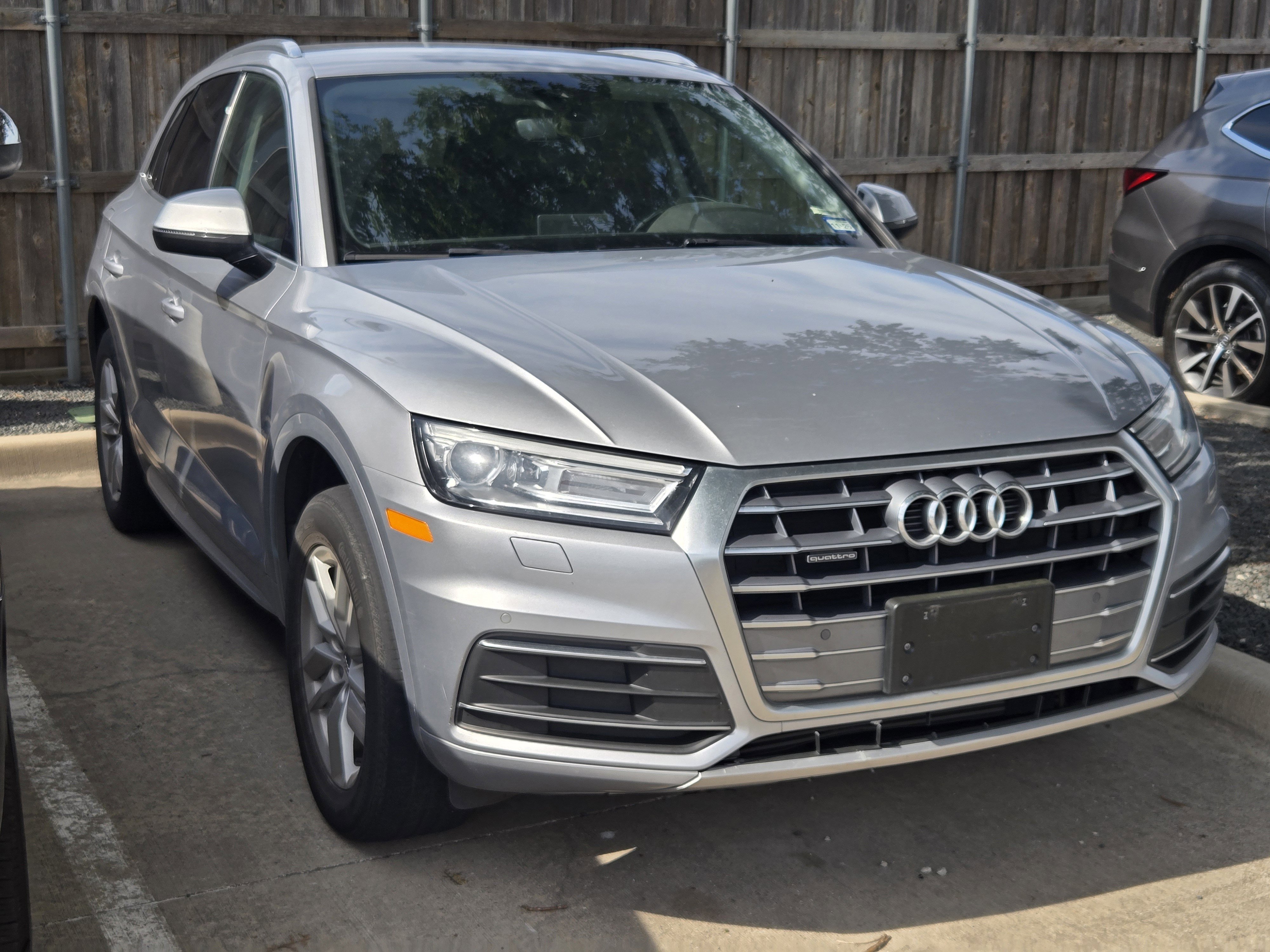 Used 2020 Audi Q5 2.0T Premium AWD/4WD image 3