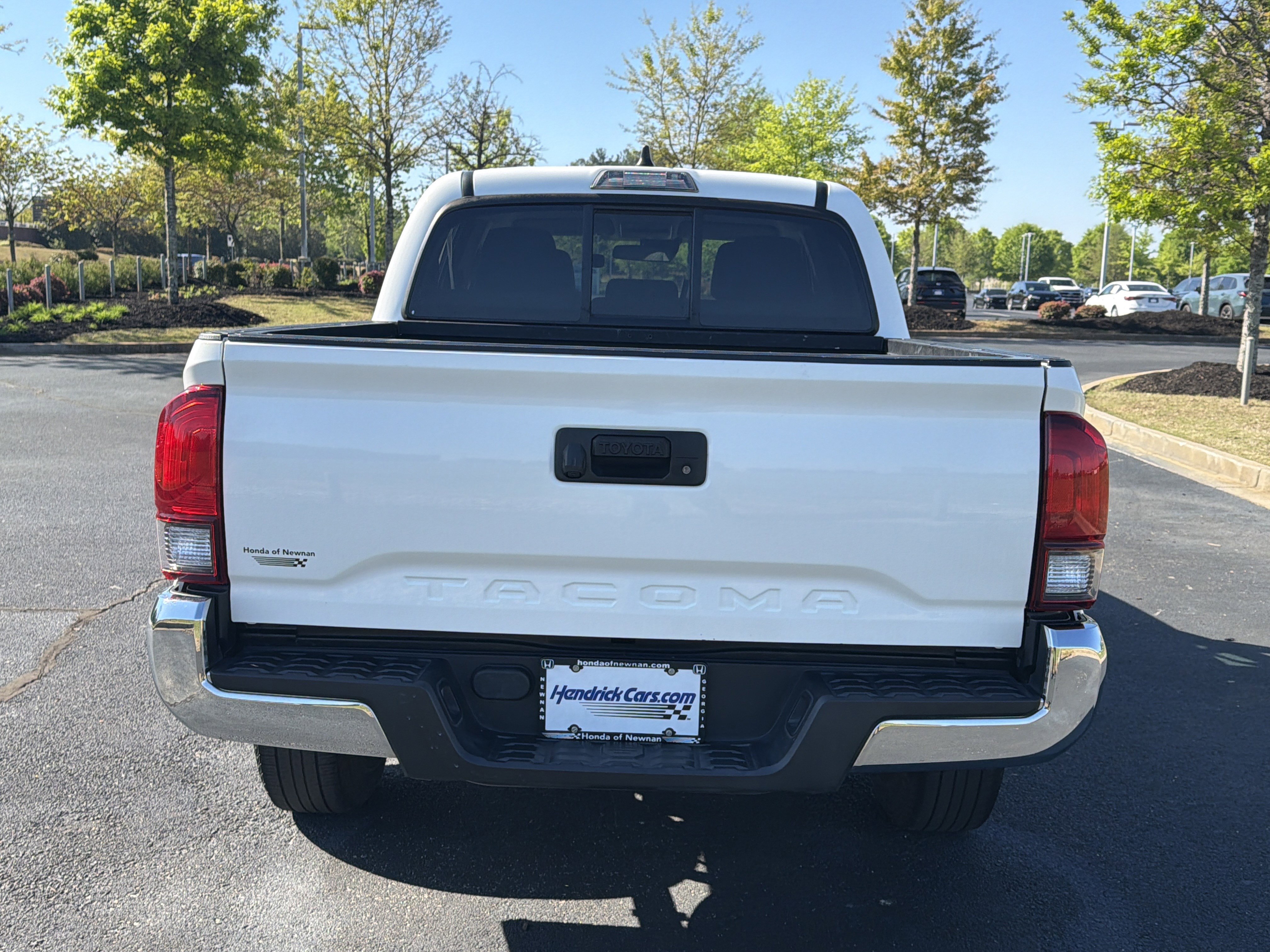Used 2022 Toyota Tacoma SR5 image 8