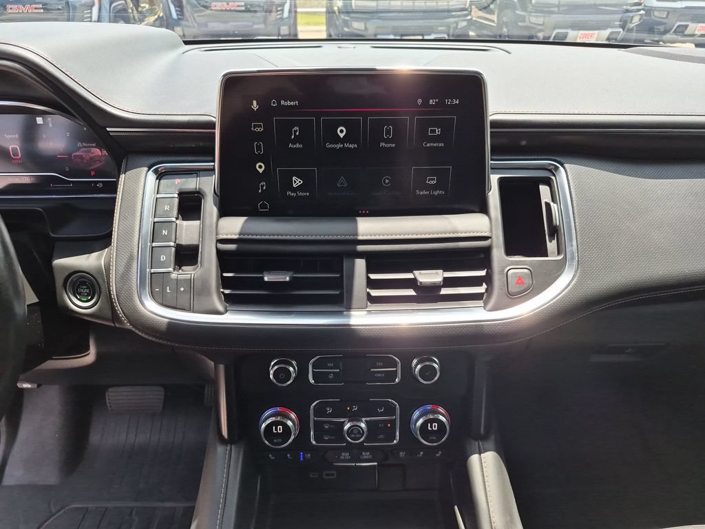 Used 2022 GMC Yukon AT4 w/ Technology Package AWD/4WD image 27
