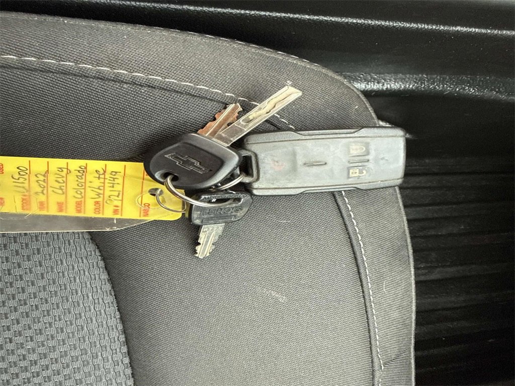 Used 2022 Chevrolet Colorado LT w/ Fleet Safety Package image 34