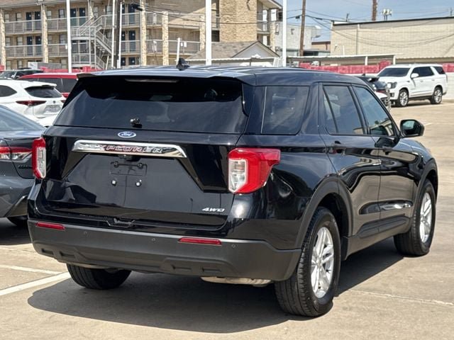 Used 2023 Ford Explorer 4WD image 4