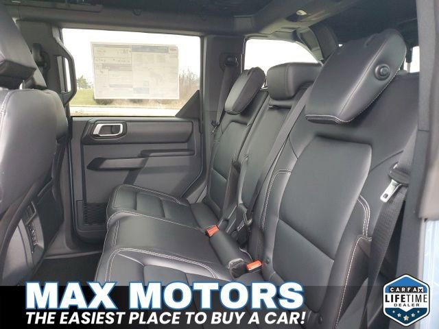 New 2025 Ford Bronco Outer Banks w/ Sasquatch Package image 18