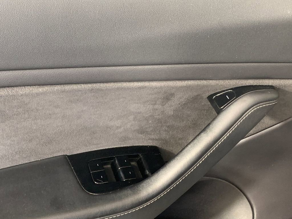 Used 2019 Tesla Model 3 Mid Range image 15